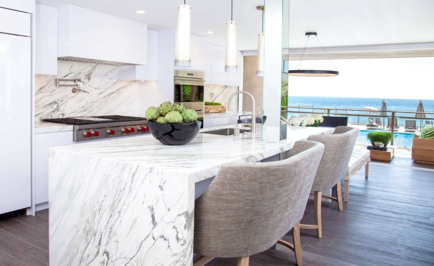 Custom_Kitchen_Contemporary_PolyurethaneLaquer_PTFlat_HighGloss_White_01